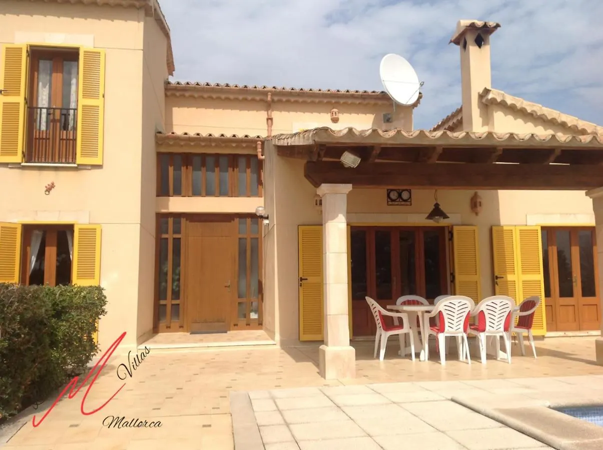 Villa Carolina- Llenaire, Puerto De Pollensa Holiday home